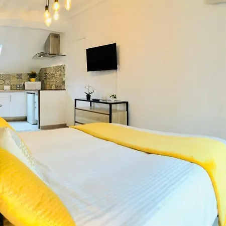 Апартаменты Sparkling Life - Centre